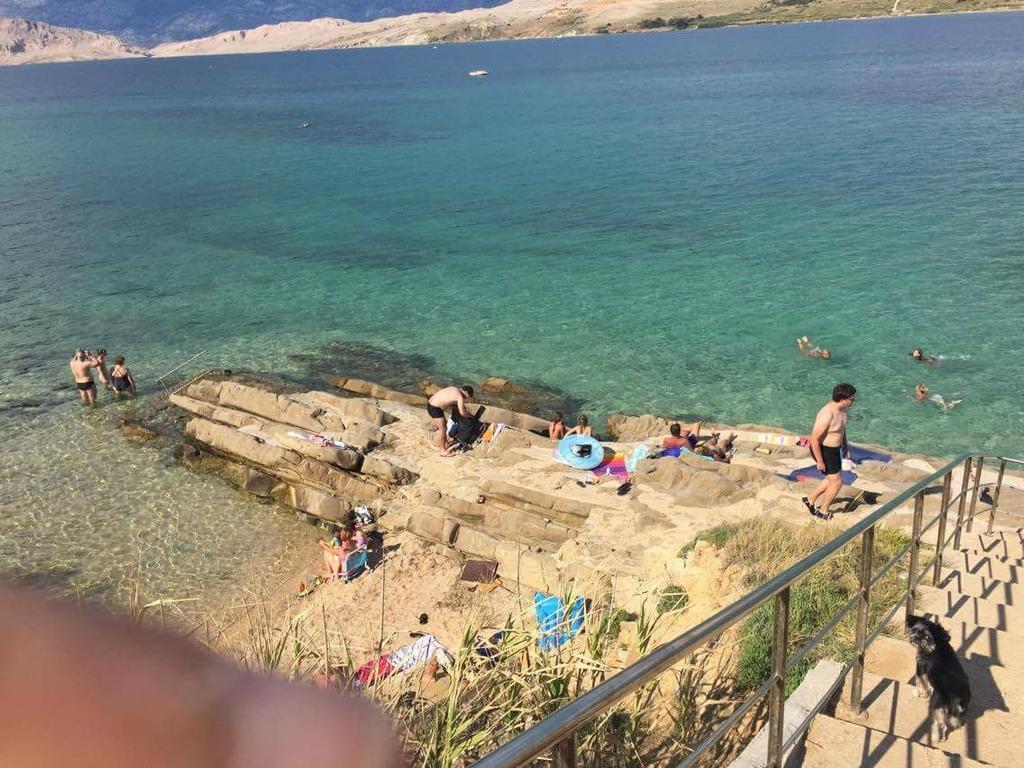 Island Of Pag Holiday Apartments Экстерьер фото