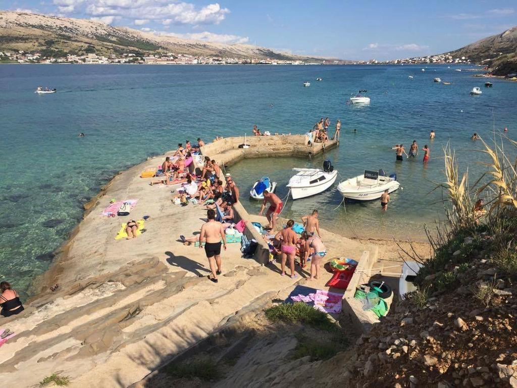 Island Of Pag Holiday Apartments Экстерьер фото