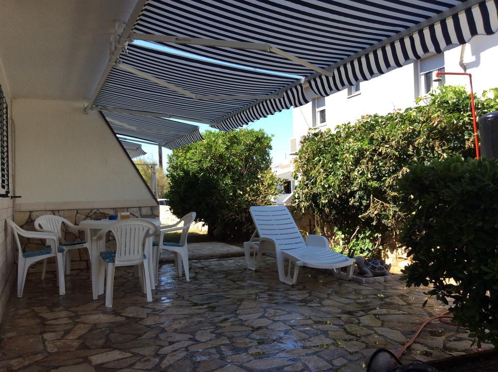 Island Of Pag Holiday Apartments Экстерьер фото