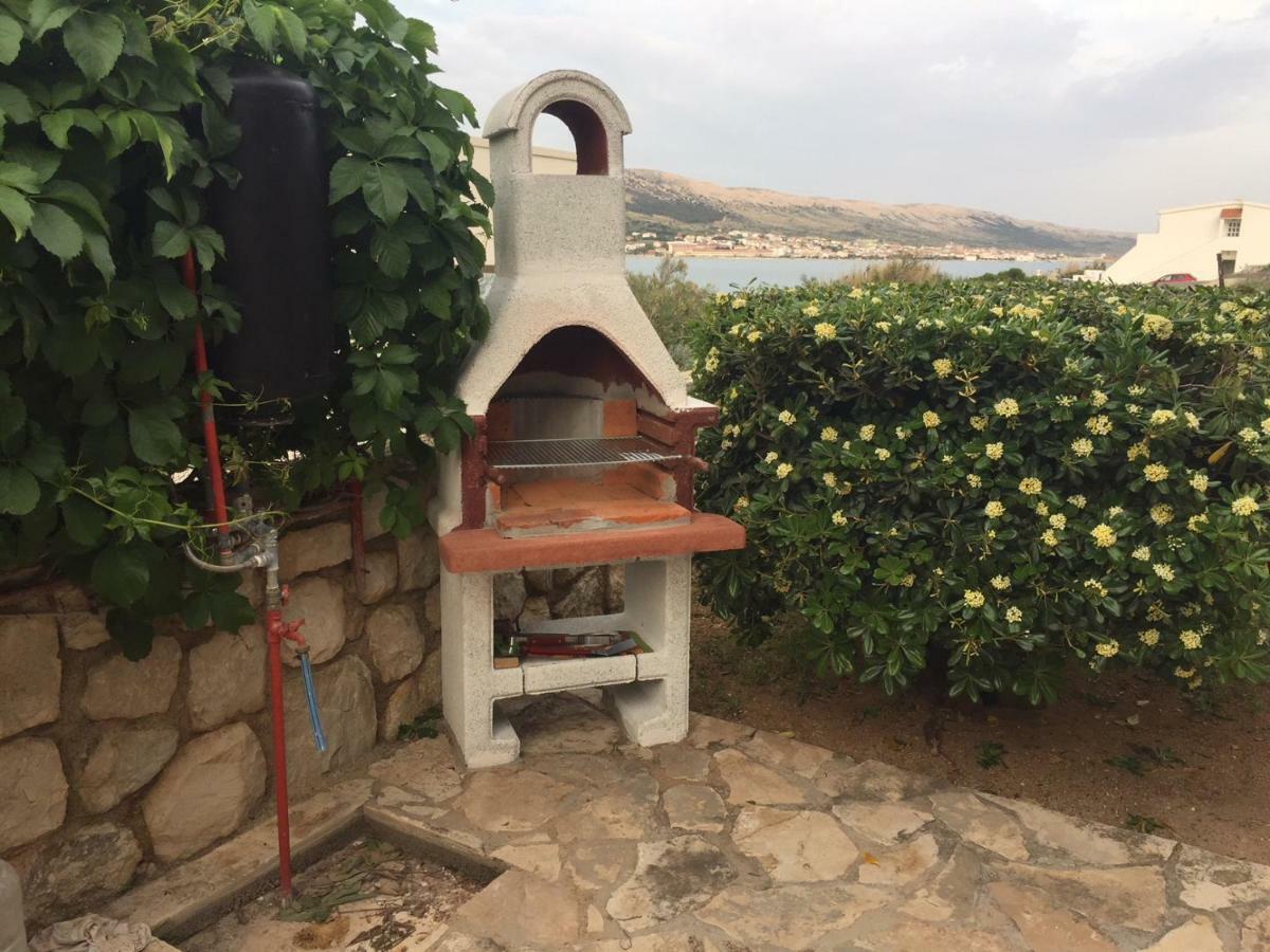 Island Of Pag Holiday Apartments Экстерьер фото