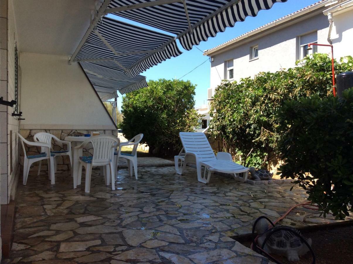 Island Of Pag Holiday Apartments Экстерьер фото